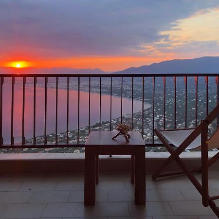 Gaia Guest House Каламата Экстерьер фото