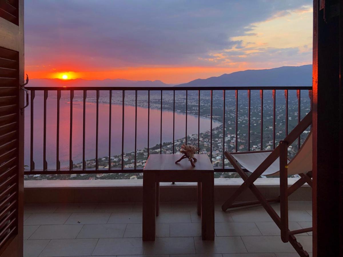 Gaia Guest House Каламата Экстерьер фото