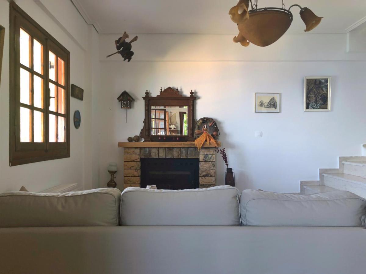 Gaia Guest House Каламата Экстерьер фото