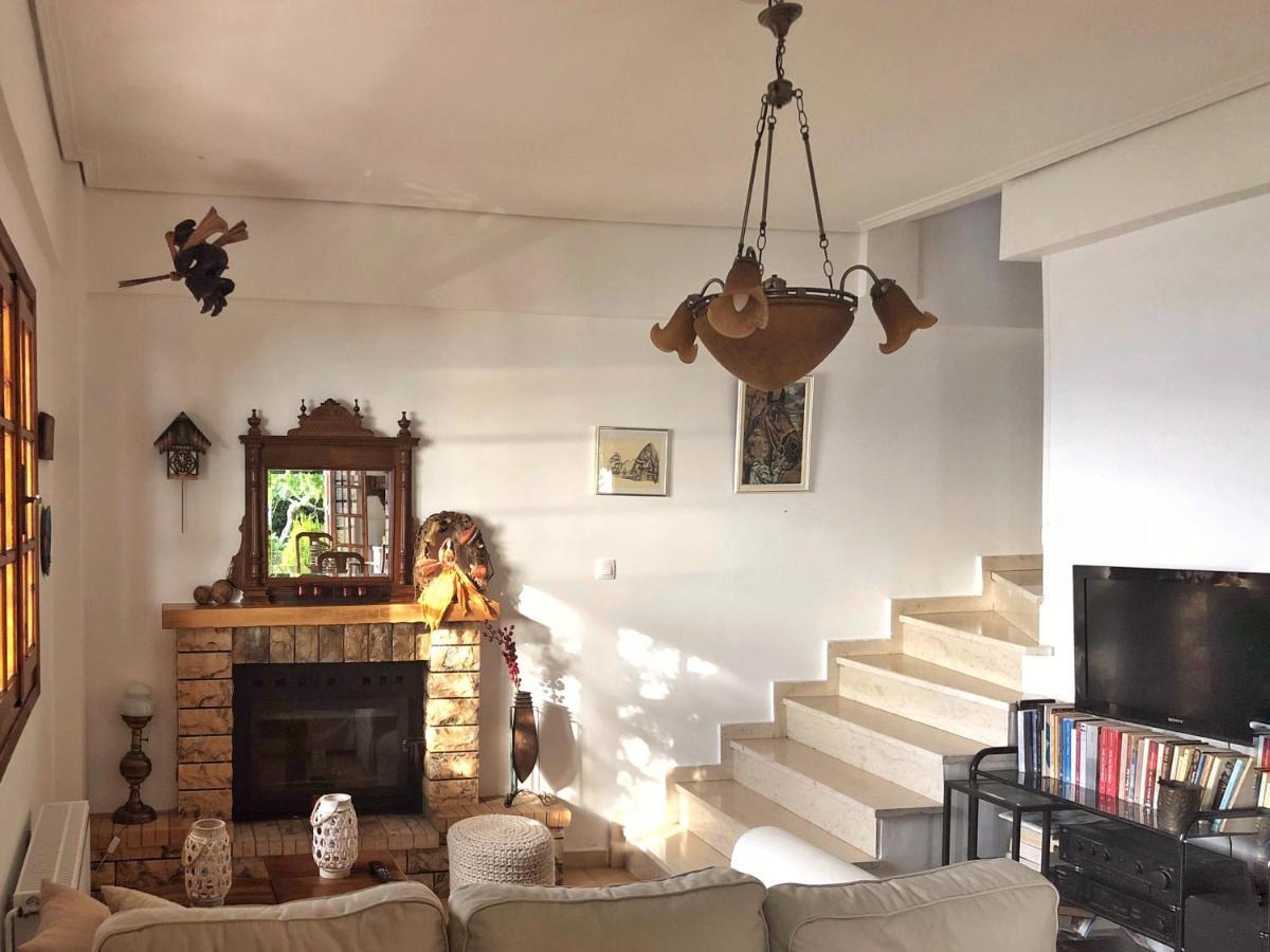 Gaia Guest House Каламата Экстерьер фото